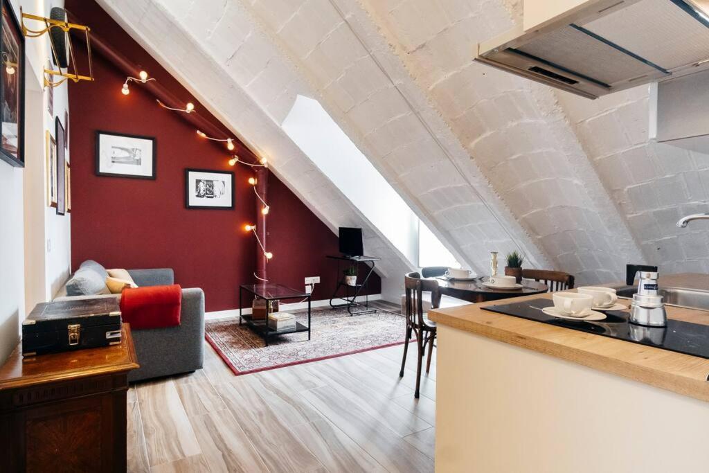 Yoomi Homes Plaza Mayor Madrid Extérieur photo